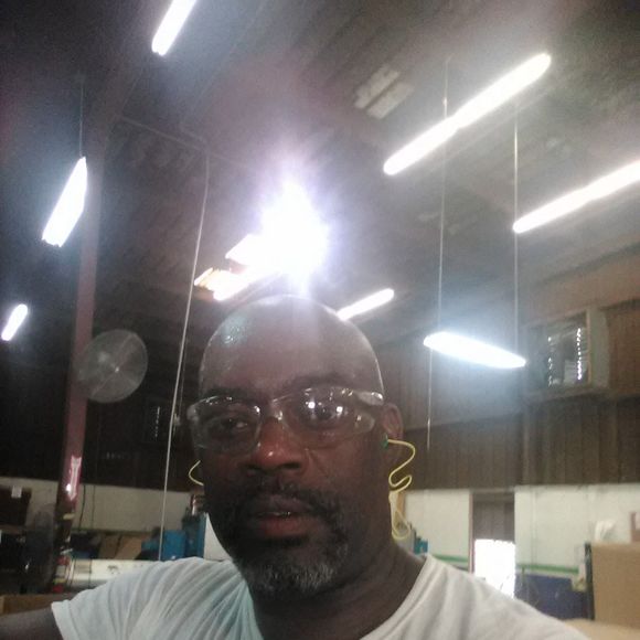 Profile Picture of Frank Allen (@frankallen1148) on Poshmark