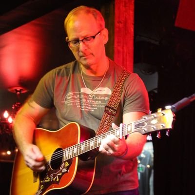 Profile Picture of Ed Gould (@EdGouldMusic) on Twitter