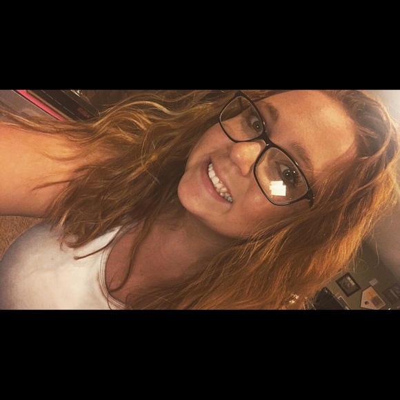 Profile Picture of Jenna Speed (@jennaspeed) on Poshmark