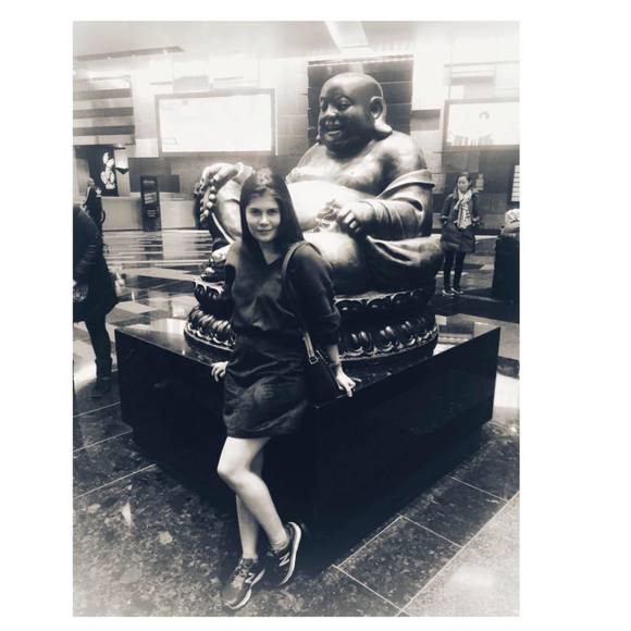 Profile Picture of Andre Moreno (@andreuchiss1625) on Poshmark