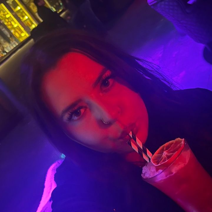 Profile Picture of Amy🥰 (@@amy_post) on Tiktok