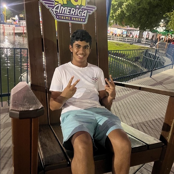 Profile Picture of Sean De andrade (@seanvolley) on Poshmark