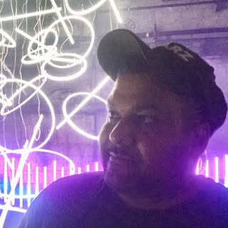 Profile Picture of Julian Samuels (@julian.samuels) on Instagram