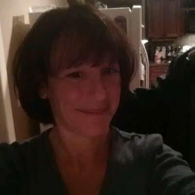 Profile Picture of Lisa Conley (@lisaconley46) on Twitter