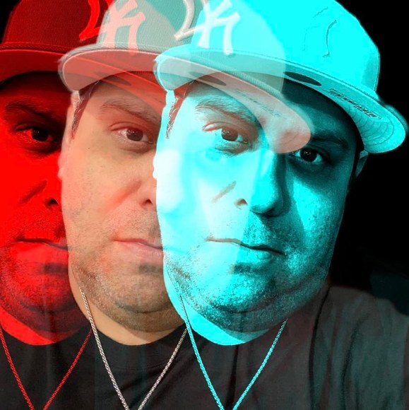 Profile Picture of Luis Mandujano (@mr_five_0_95) on Poshmark