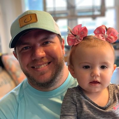 Profile Picture of Zach Beamer (@beamer_zach) on Twitter