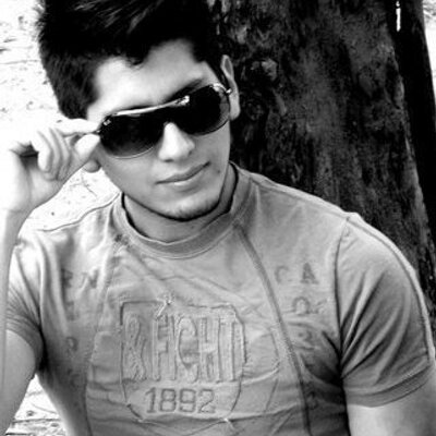 Profile Picture of Adrián Bedoya (@DarkgoldnKnight) on Twitter