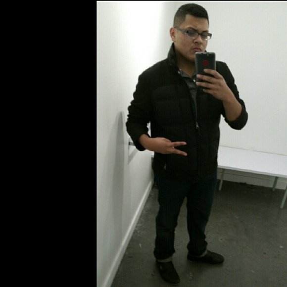 Profile Picture of James Mendez (@james_mendezcx) on Poshmark