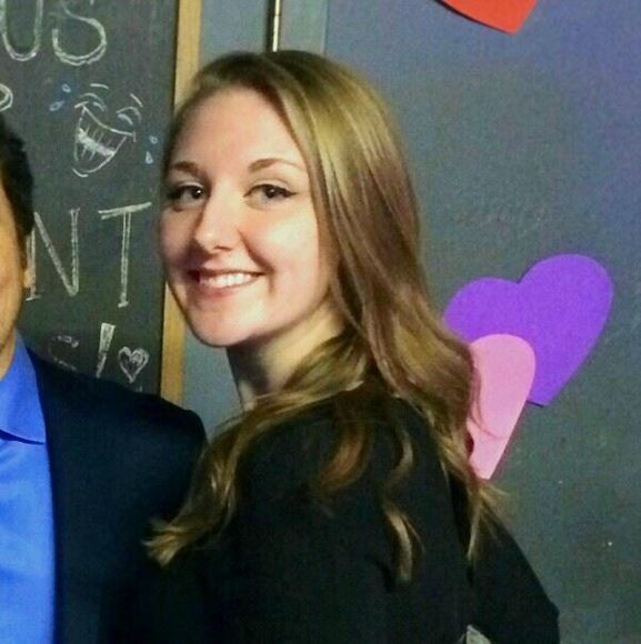 Profile Picture of Michelle Rudowsky (@mkrudowsky) on Poshmark