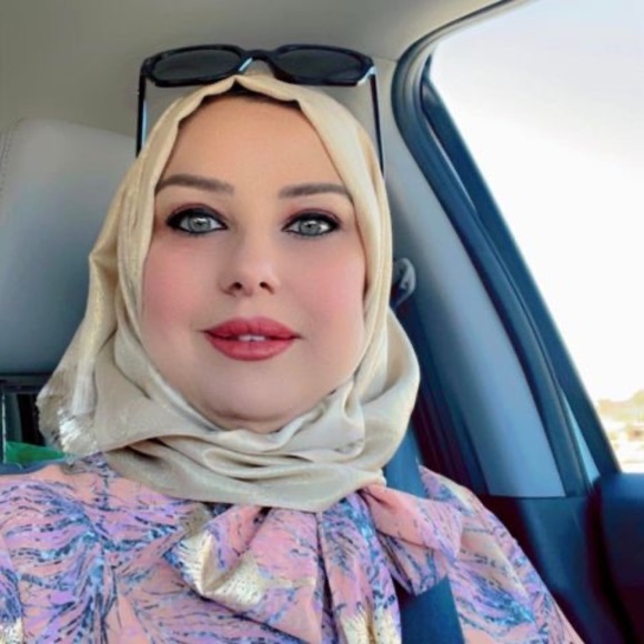Profile Picture of Rajaa Janabi (@rajaajanabi) on Poshmark