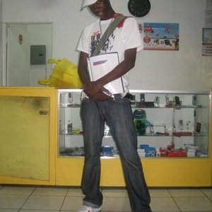 Profile Picture of Alex Banton (@cuteboyalex1) on Myspace