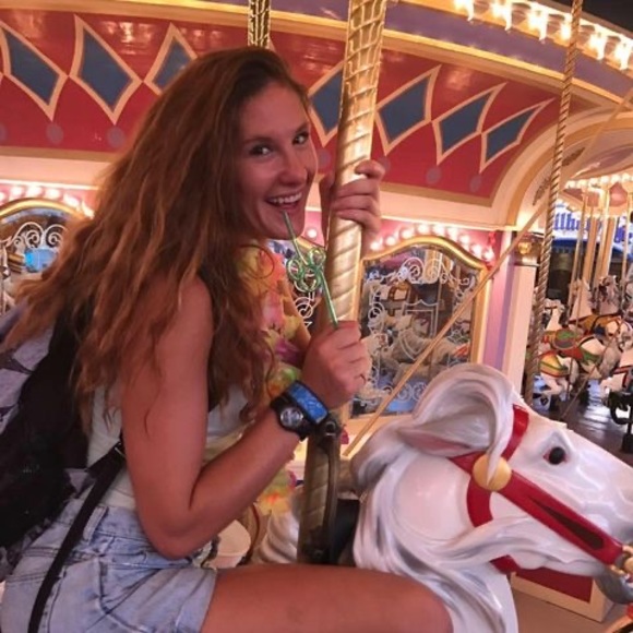 Profile Picture of Nathena Tofani (@nathenatofani) on Poshmark