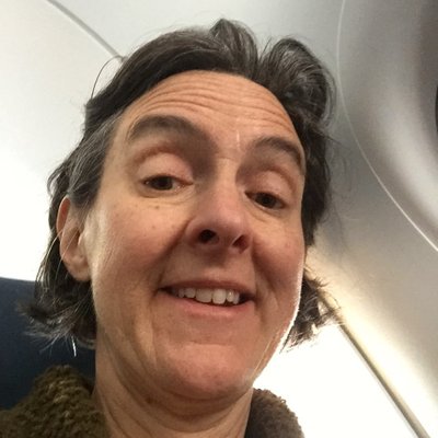 Profile Picture of Carolyn Goldstein (@carolyngo1) on Twitter