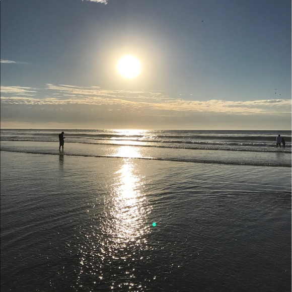 Profile Picture of Abraham Cisneros (@thehamster34) on Poshmark