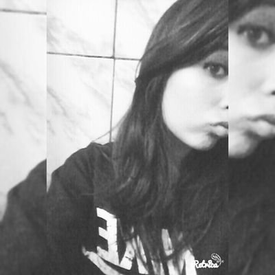 Profile Picture of Amandinha_7 (@AmandaSalvato20) on Twitter