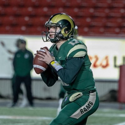 Profile Picture of Josh Donnelly (@joshdonnelly17) on Twitter