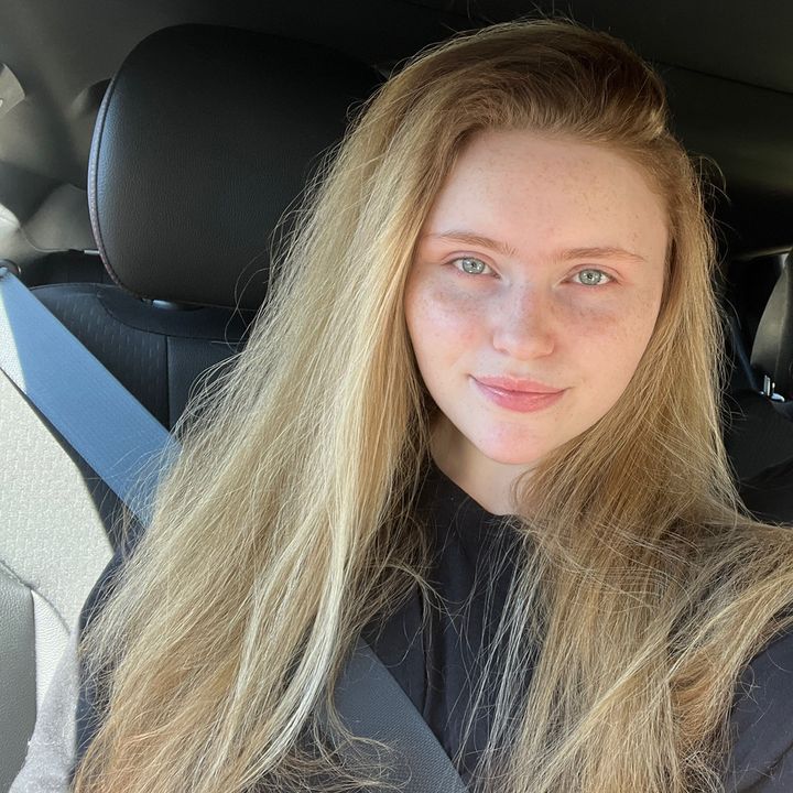 Profile Picture of realgirlcamz (@arielxadams) on Tiktok