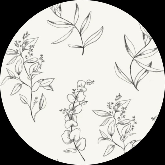 Profile Picture of Hanna Wilson (@hannacwilson) on Poshmark