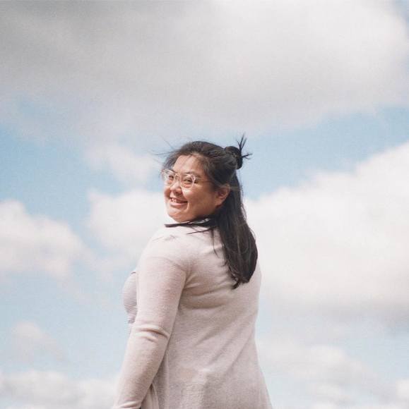 Profile Picture of Arielle Bello (@lovelyxarielle) on Poshmark