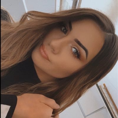 Profile Picture of Isabelle (@IzzyRaymond) on Twitter