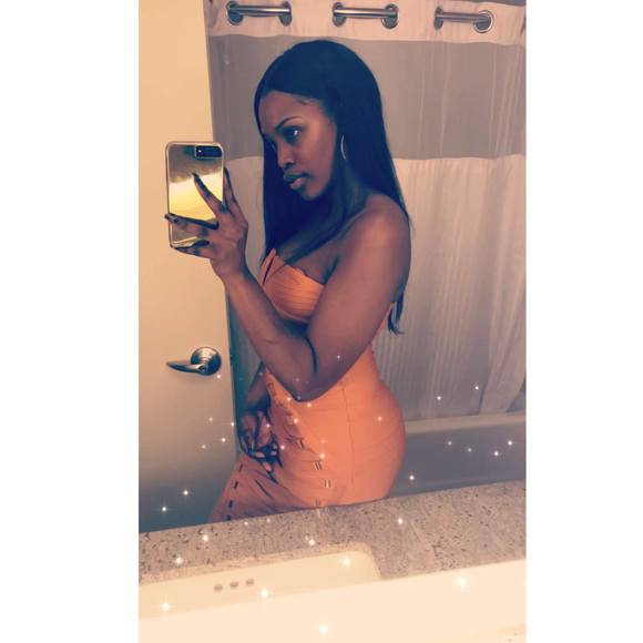 Profile Picture of Raejene Rawles (@rrawles) on Poshmark