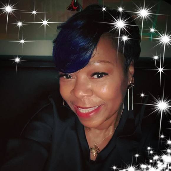 Profile Picture of Linda Battle (@brownsugar7807) on Poshmark