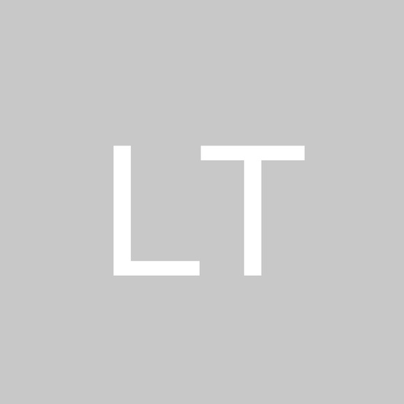 Profile Picture of Luis Tarula (@tarulal) on Poshmark