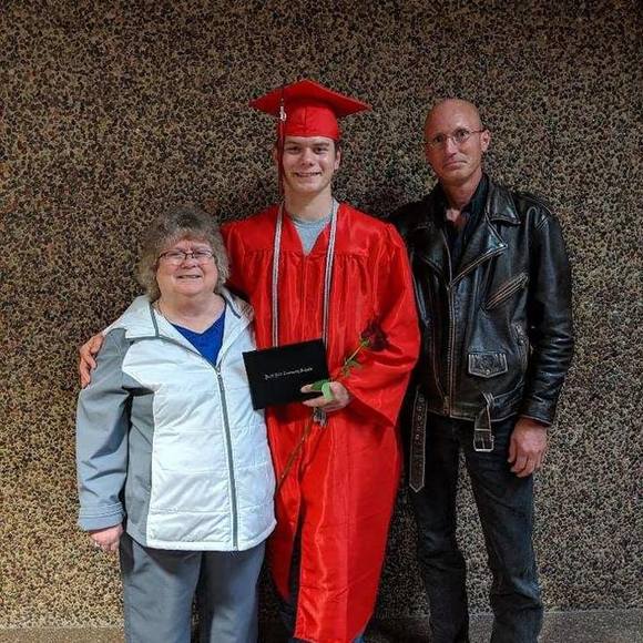 Profile Picture of Bob Horness (@roberthorness) on Poshmark