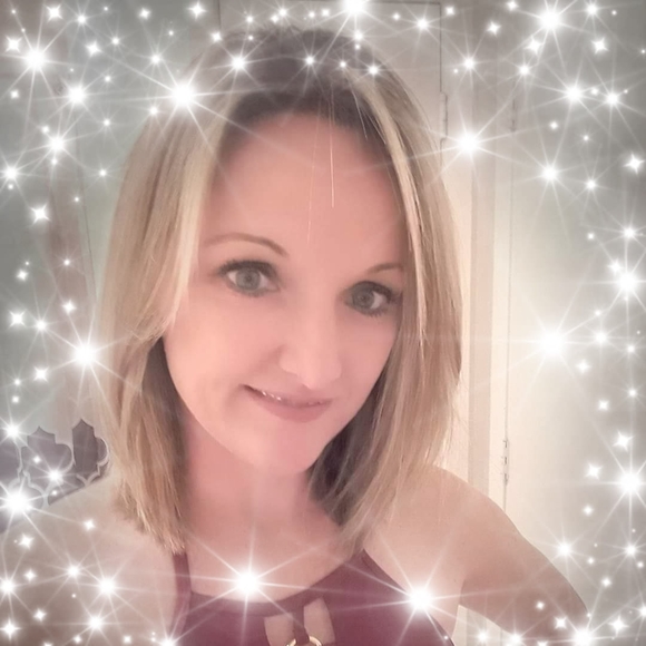 Profile Picture of Susan Bynog (@susan_bynog) on Poshmark