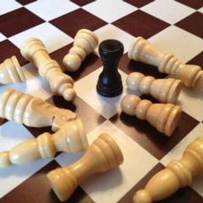 Profile Picture of Aaron Linde (@RookReview) on Twitter