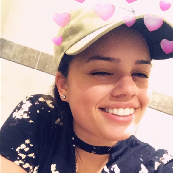 Profile Picture of Jordan Whitfield (@jwitty23) on Poshmark