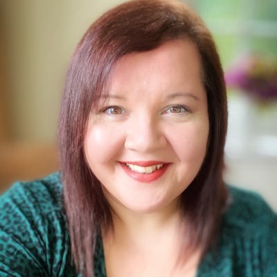 Profile Picture of Helen Sparks (@unleashsparks) on Twitter