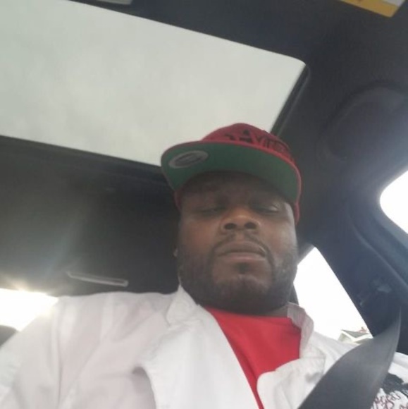 Profile Picture of Dorel Pickett (@doreljpickett) on Poshmark