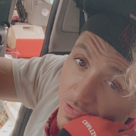 Profile Picture of Joseph Lazos (@joey8814) on Poshmark