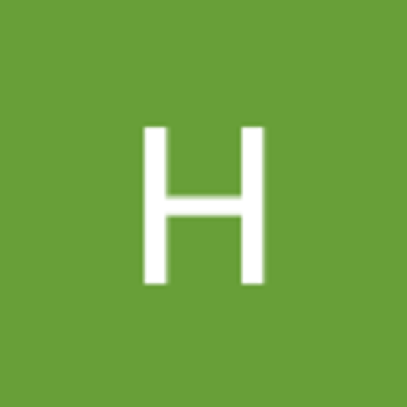 Profile Picture of Hannele Farago (@hannelefarago) on Poshmark