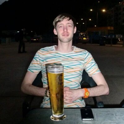 Profile Picture of Carl Howell (@Swoosh2r) on Twitter