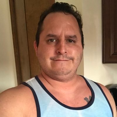 Profile Picture of Kenneth Lujan (@giantken82) on Twitter