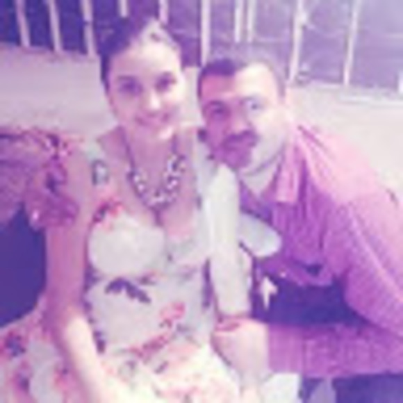 Profile Picture of Iris Constante (@irisconstante31) on Poshmark