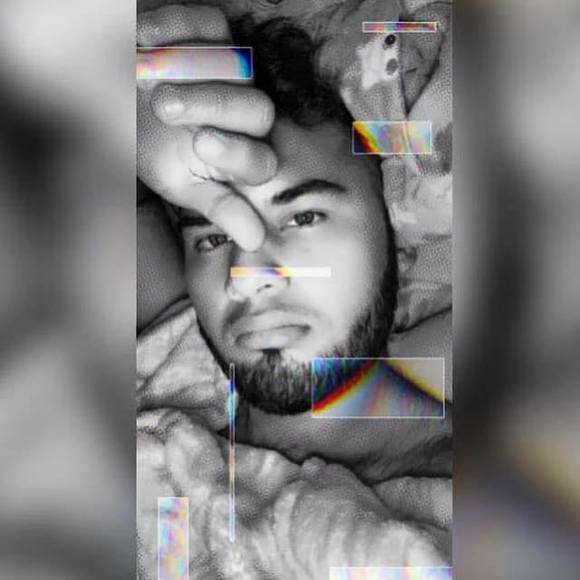 Albert Sermeño - Poshmark Profile Picture of Albert Sermeño (@albertsermeno) on Poshmark