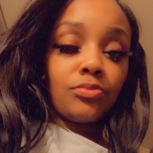 Profile Picture of Nyketa Pettis (@nyketapettis) on Poshmark