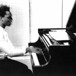 Profile Picture of Paul Gladstone Reid (@paulgladstonereid) on Instagram