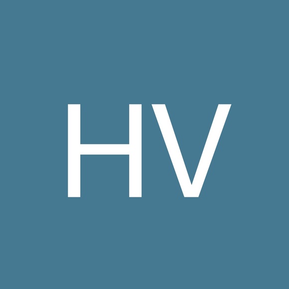 Profile Picture of Hailey Vance (@haileybrooke09) on Poshmark