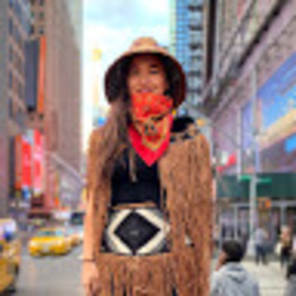 Profile Picture of Kai Blaney (@kaiblaney) on Poshmark