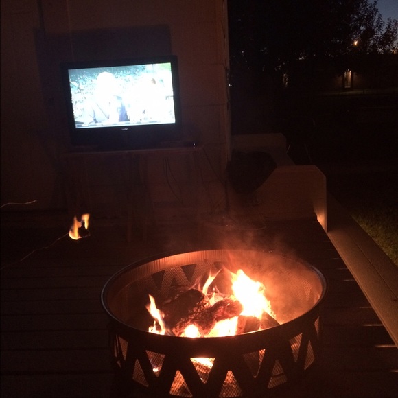 Profile Picture of Ba Catney (@bacatney) on Poshmark