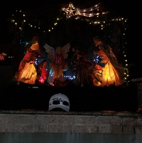 Profile Picture of Johnny Trinh (@johnnyt300) on Poshmark