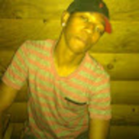 Profile Picture of Calvin Mackey (@calvinm6225) on Poshmark