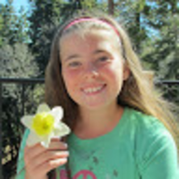 Profile Picture of John Tuttle (@emmaleonatuttle) on Poshmark