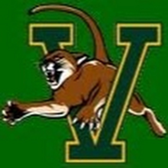 Profile Picture of Kit Horton (@crimsonfox64) on Poshmark