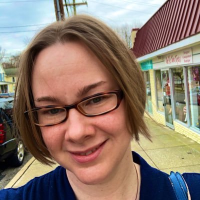Profile Picture of Jennifer Kramer (@jwootten13) on Twitter