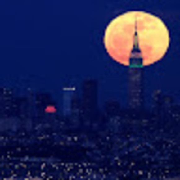 Profile Picture of Paul Tan (@paultan242) on Poshmark